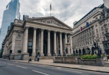 Ex-Chancellor Phillip Hammond states UK must move quickly to secure position as world financial services hub